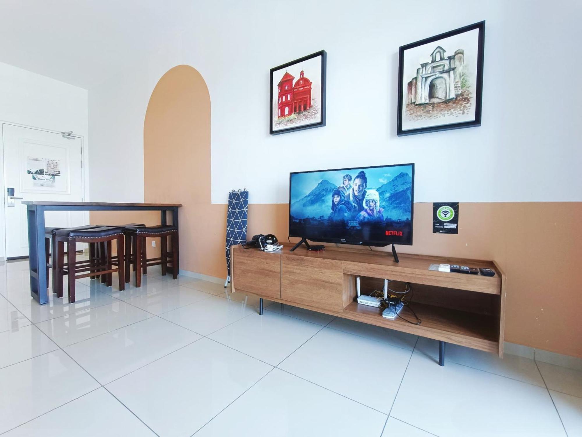 Atlantis By Jeffery Lam Management Apartment *
